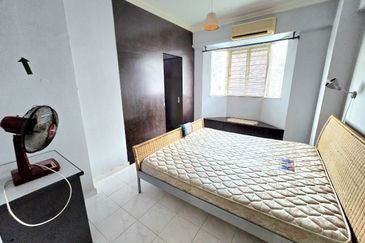 Tasik Height Apartment Bandar Tasik Selatan,Kuala Lumpur