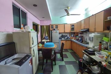 Taman Saujana Puchong