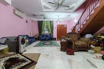 Taman Saujana Puchong