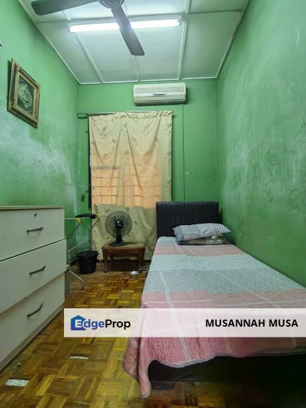 Double Storey Taman Saujana Puchong 7 Puchong Selangor, Selangor, Puchong South