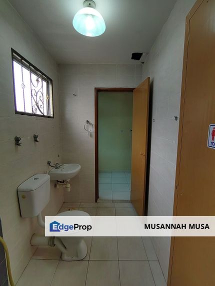 2 Storey Terrace Taman Kajang Impian, Seksyen 7 Bangi, Selangor, Bangi