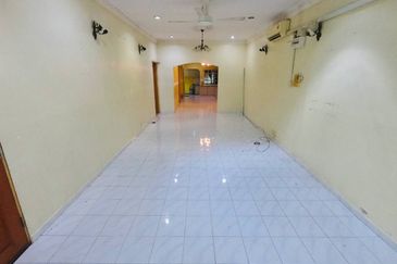 Seksyen 18, Shah Alam