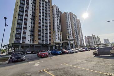 De Cendana Apartment