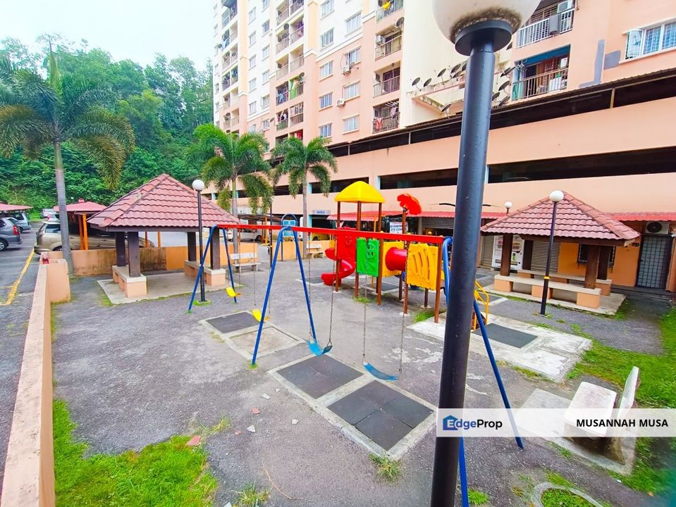 Apartment LakeView, Taman Jasa Perwira, Selayang (BLOK D), Selangor, Selayang