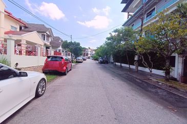 Bandar Country Homes