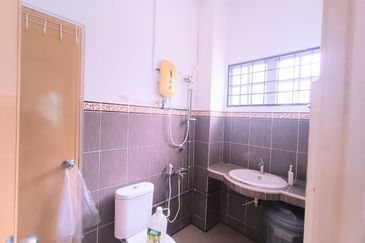 Bandar Country Homes