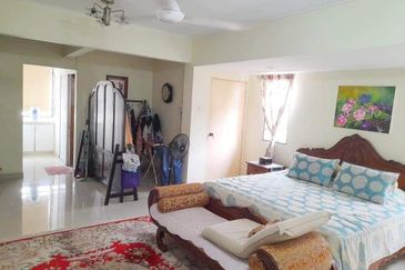 GREEN STREET HOMES (SEREMBAN 2)