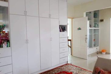 GREEN STREET HOMES (SEREMBAN 2)