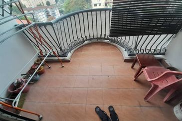 Sri Kinabalu Condominium