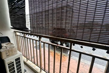 Residensi Warnasari 2