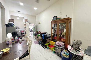 Residensi Warnasari 2