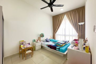 Setia Warisan Tropika