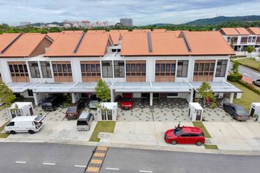 Setia Warisan Tropika