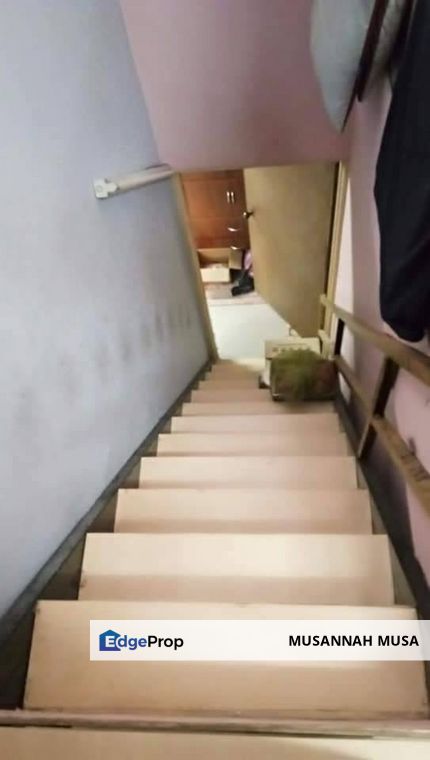 Single Storey Terrace Taman Sri Puchong Batu 14 Puchong, Selangor, Puchong