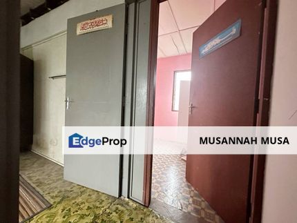 Double Storey Low Cost Seksyen 17 Shah Alam, Selangor, Shah Alam