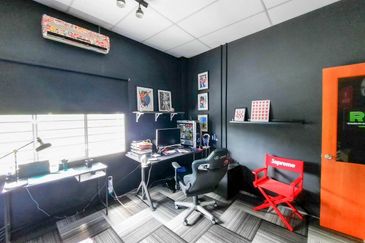 Residensi Bistaria, Ukay Bistari