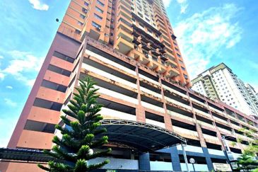 Idaman Sutera Condominium