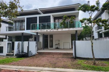 Taman Jenderam Harmoni