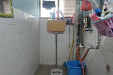 Taman Pinggiran Flat