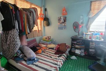 Taman Pinggiran Flat