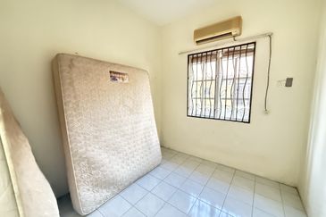 TAMAN LAPANGAN PELANGI