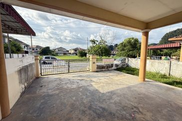 TAMAN LAPANGAN PELANGI