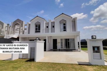 (KHAS UNTUK BUMIPUTRA) RUMAH BARU TERES 2 TINGKAT full extend- 3 MINIT KE MYDIN MUTIARA RINI