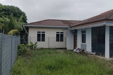 SEMI-D CORNER TANAH LUAS(FULLY FURNISHED)- DESARU WATERPARK / PANTAI DESARU / BALAU / BATU LAYAR