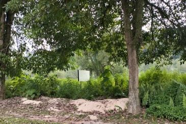 Country Height Damansara Bungalow FLAT Land