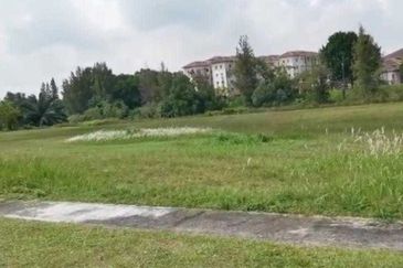 Mirage By The Lake @ Perdana Lakeview West