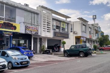 Kinrara uptown,Lestari Perdana ,Seri Kembangan