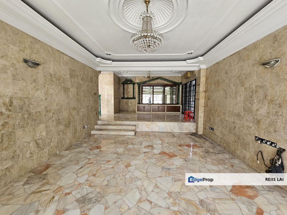 Taman Halimanton Bungalow house, Kuala Lumpur, Jalan Klang Lama (Old Klang Road)