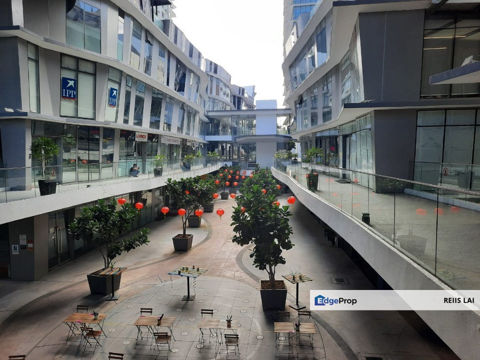 Fully furnished Office Dataran Cascades, Kota Damansara , Selangor, Petaling Jaya