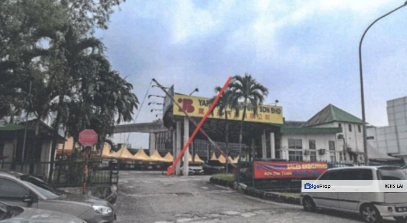 Facing main road prime area Bandar Puchong Jaya Commercial Land with building, Selangor, Puchong