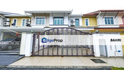 2 STOREY TAMAN SURIA TROPIKA, SERI KEMBANGAN FOR SALE, Selangor, Serdang