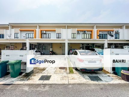 UPPER FLOOR TOWNHOUSE, VILLA KESUMA, SEMENYIH FOR SALE, Selangor, Semenyih