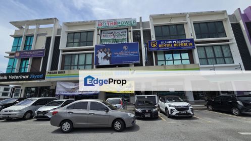 Facing mainroad office for rent with great visibility, Selangor, Bangi