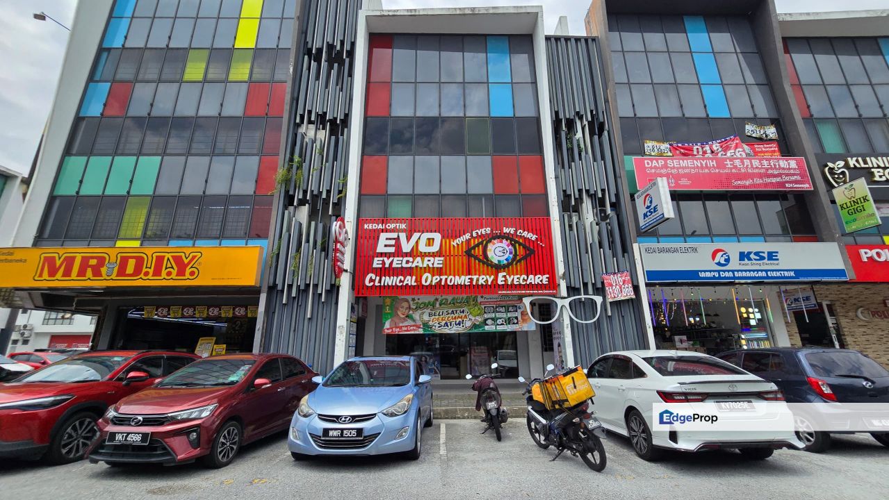 Ecohill Taipan lowest price ground floor at ecohill taipan semenyih, Selangor, Semenyih