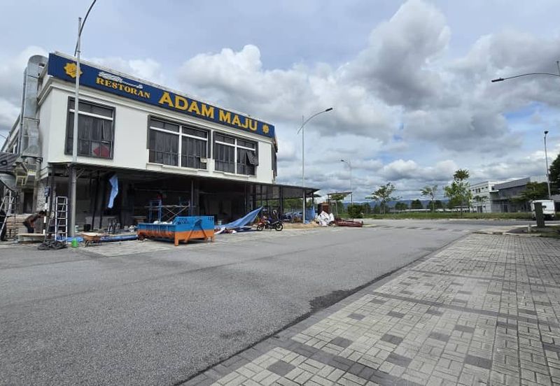 Ivoris @ Eco Majestic