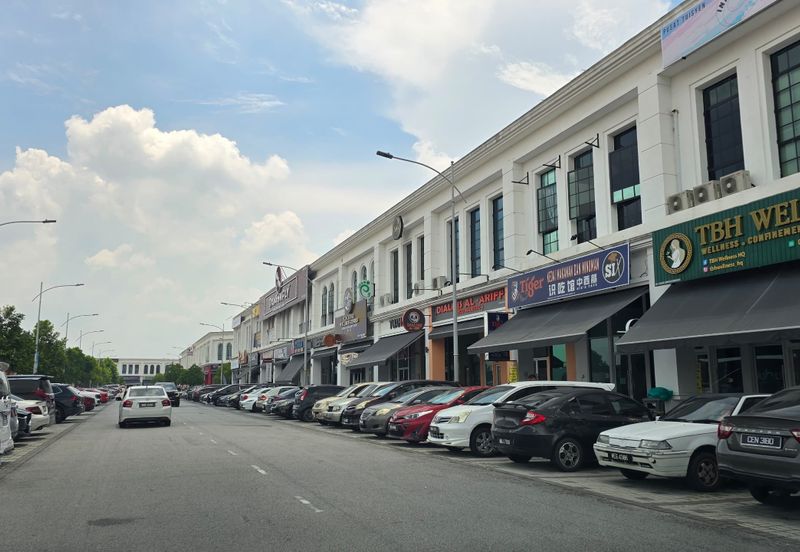 Ivoris @ Eco Majestic