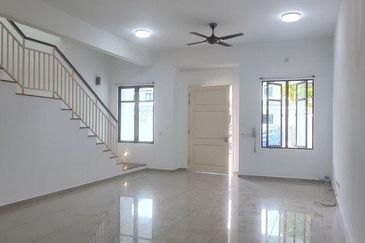 Cradleton @ Eco Majestic