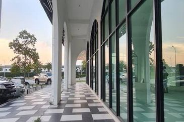 Whitten Eco Majestic