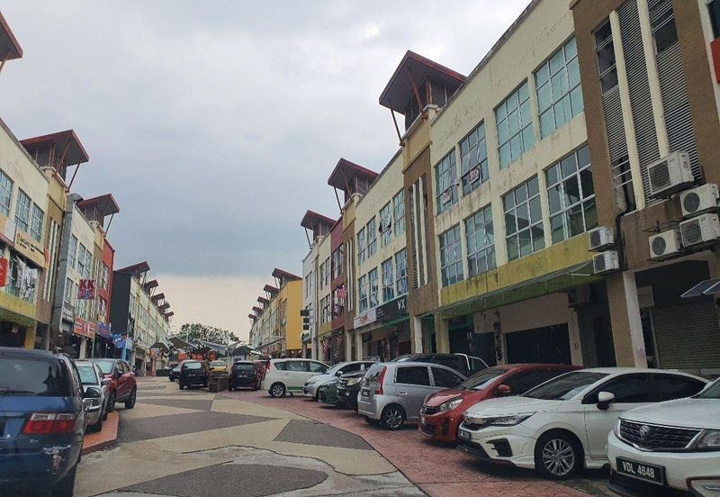 Bandar Tun Hussein Onn