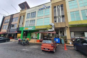 Bandar Tun Hussein Onn