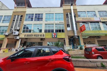 Bandar Tun Hussein Onn