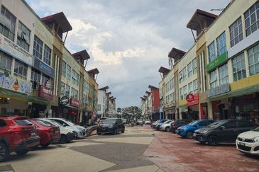 Bandar Tun Hussein Onn