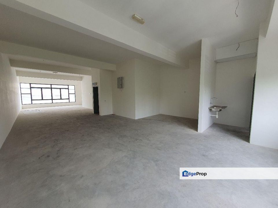 The Earth, Kuala Lumpur, Bukit Jalil