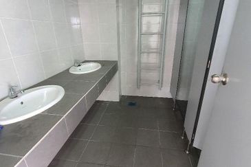 The Earth Bukit Jalil