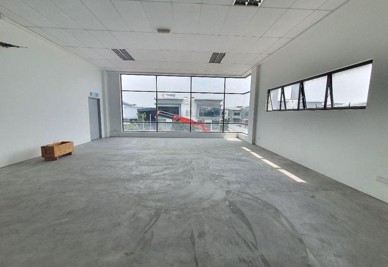 The Earth Bukit Jalil