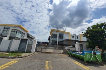 Lekas 32 Industrial Park